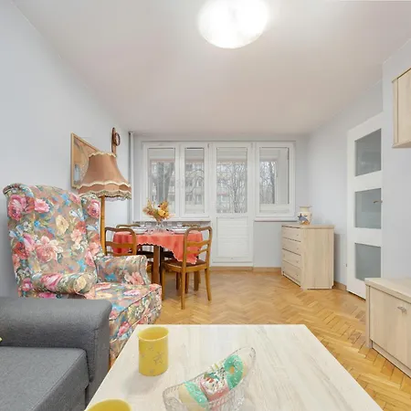 Bright & Spacious Solec By Renters
